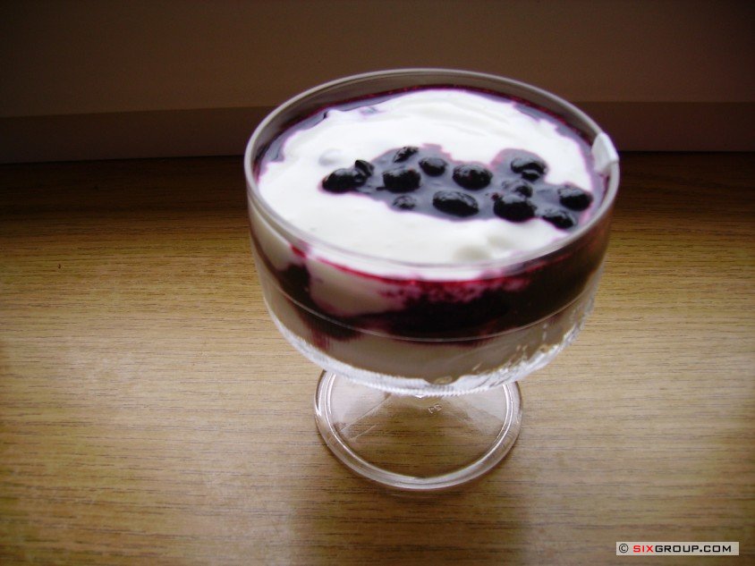 Heidelbeer-Sauerrahmmousse