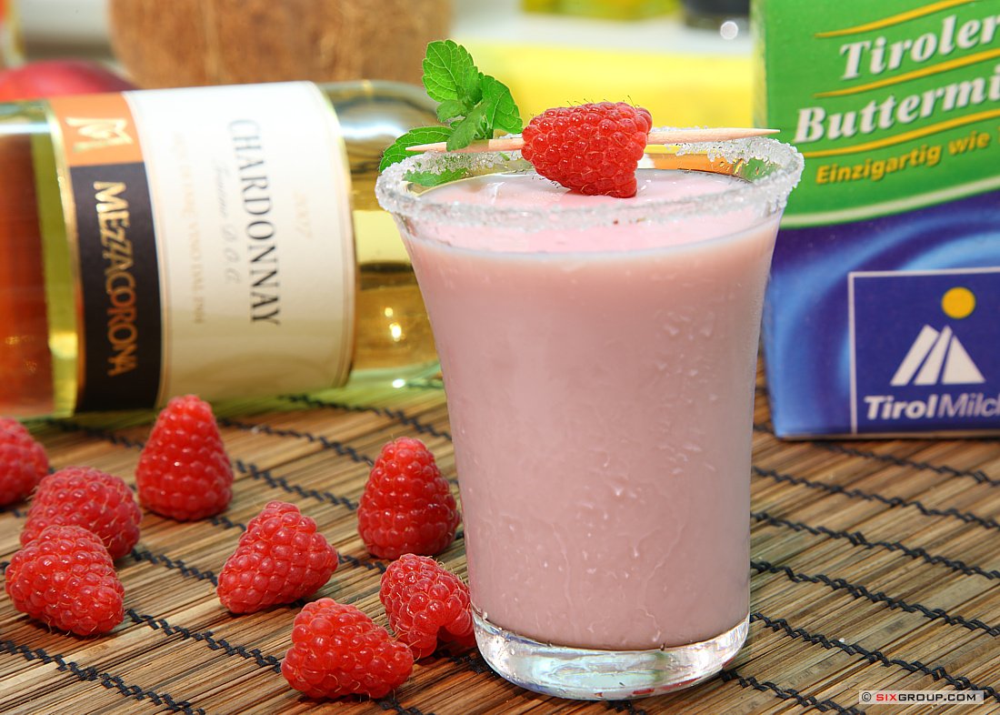 Weinselige Himbeermilch