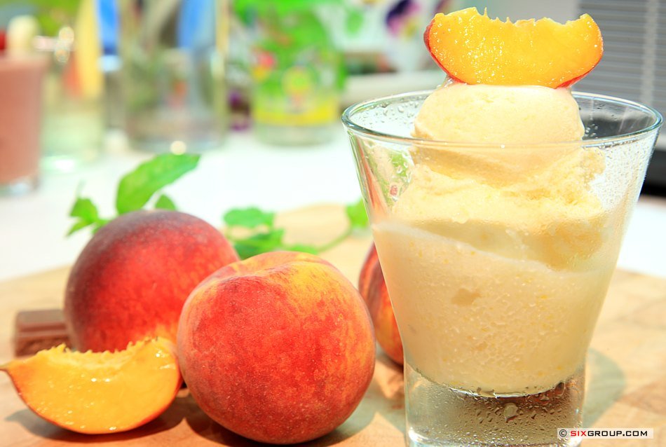 Pfirsich- Eis