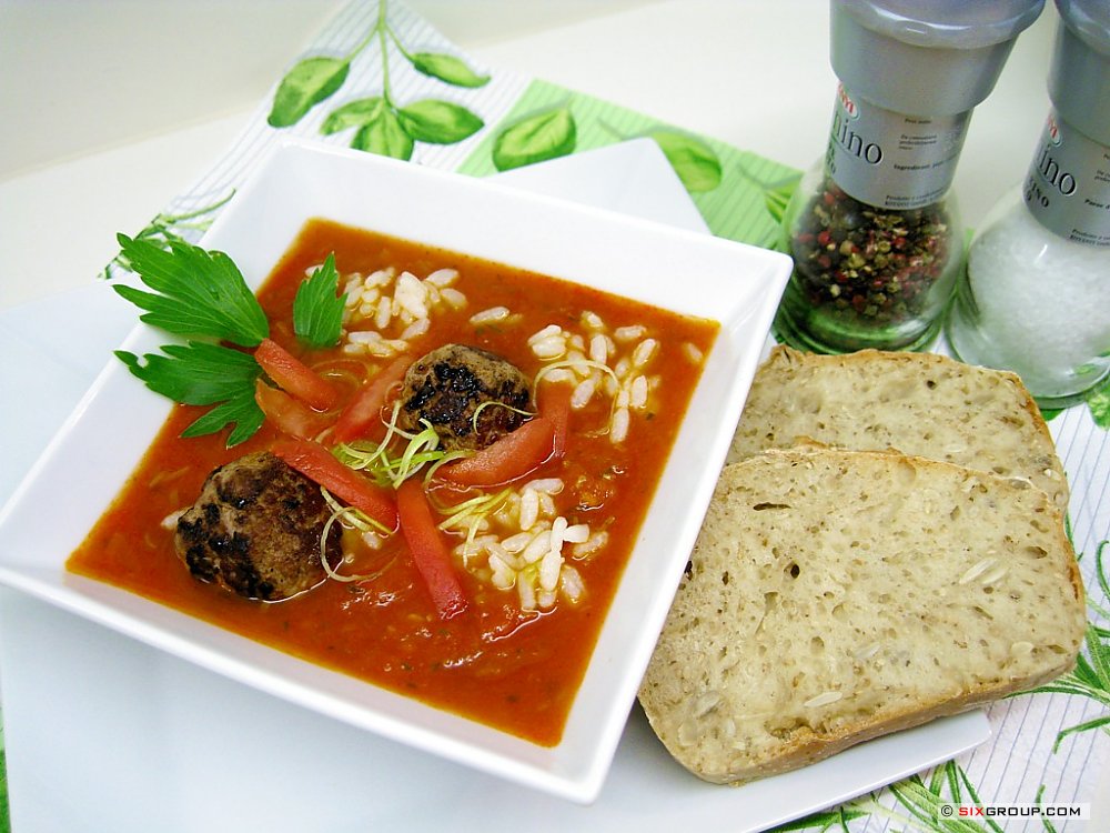 Herzhafte Tomatensuppe