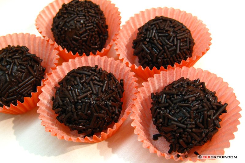 After- Eight- Kugeln