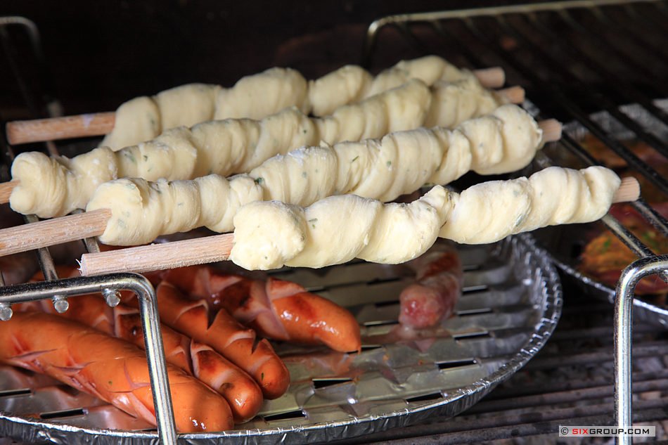 Stockbrot aus Hefeteig