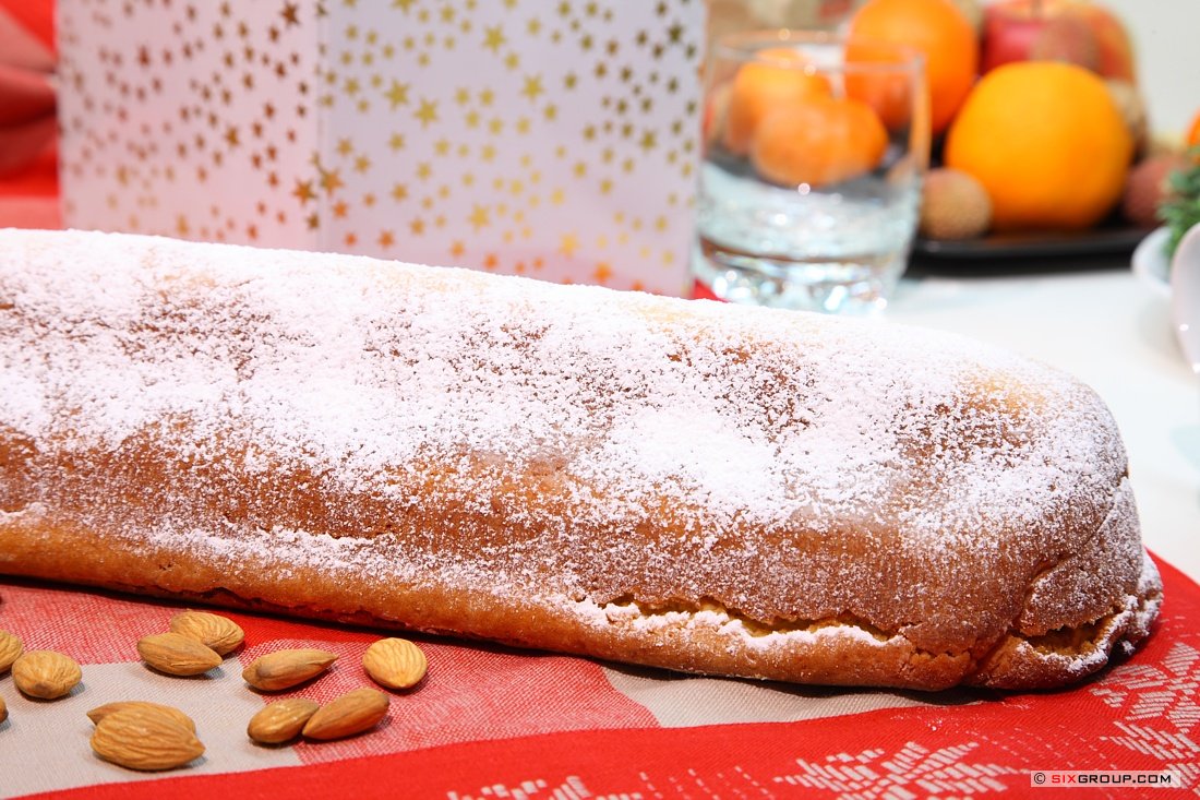Zitrus- Marzipan- Stollen