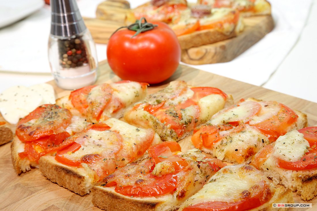 Bruschetta alla Napolitana